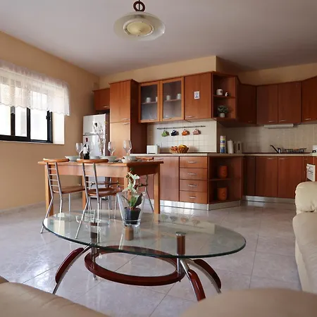 Mayfair Cosy 2br 圣保罗湾城